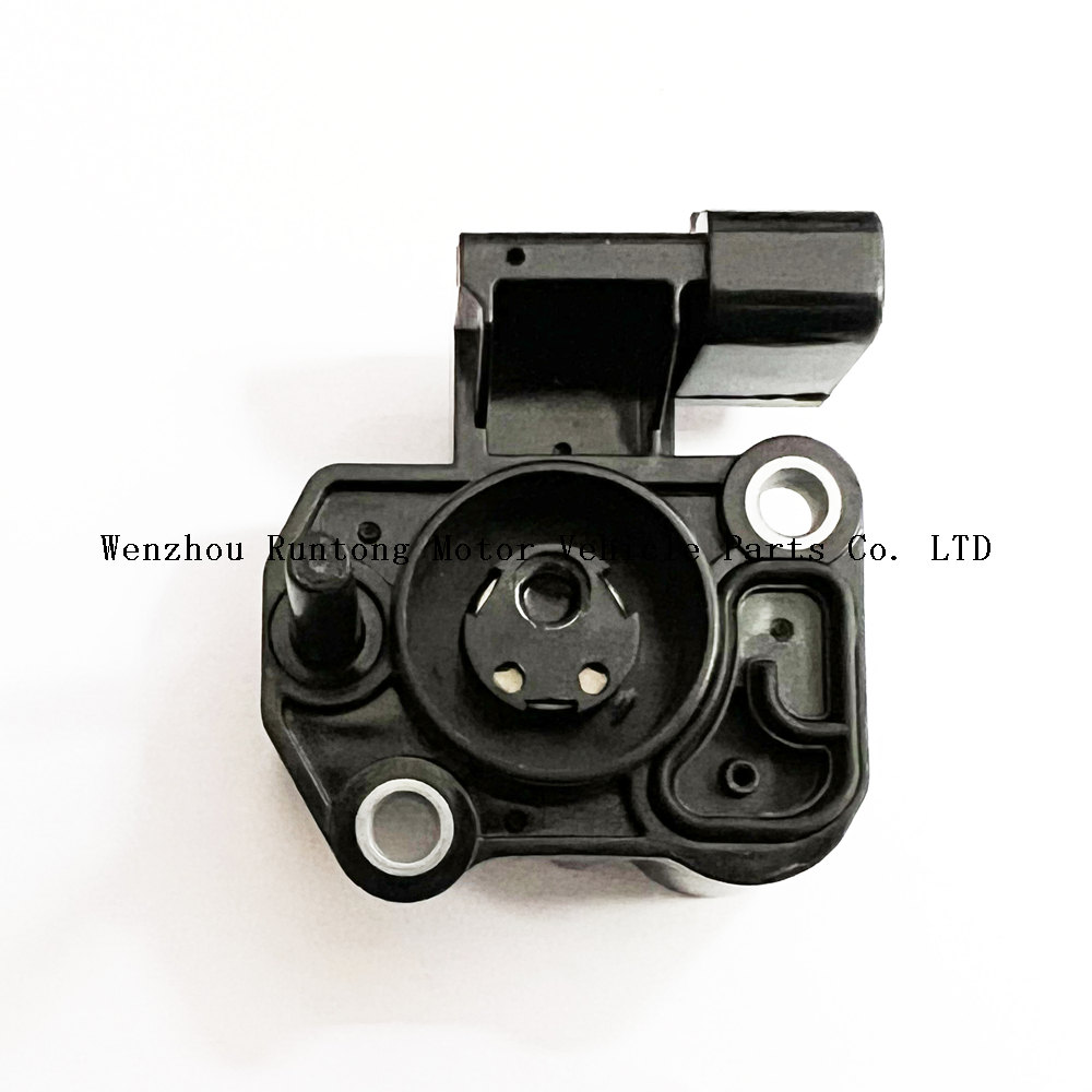 黒のスロットルポジションセンサー